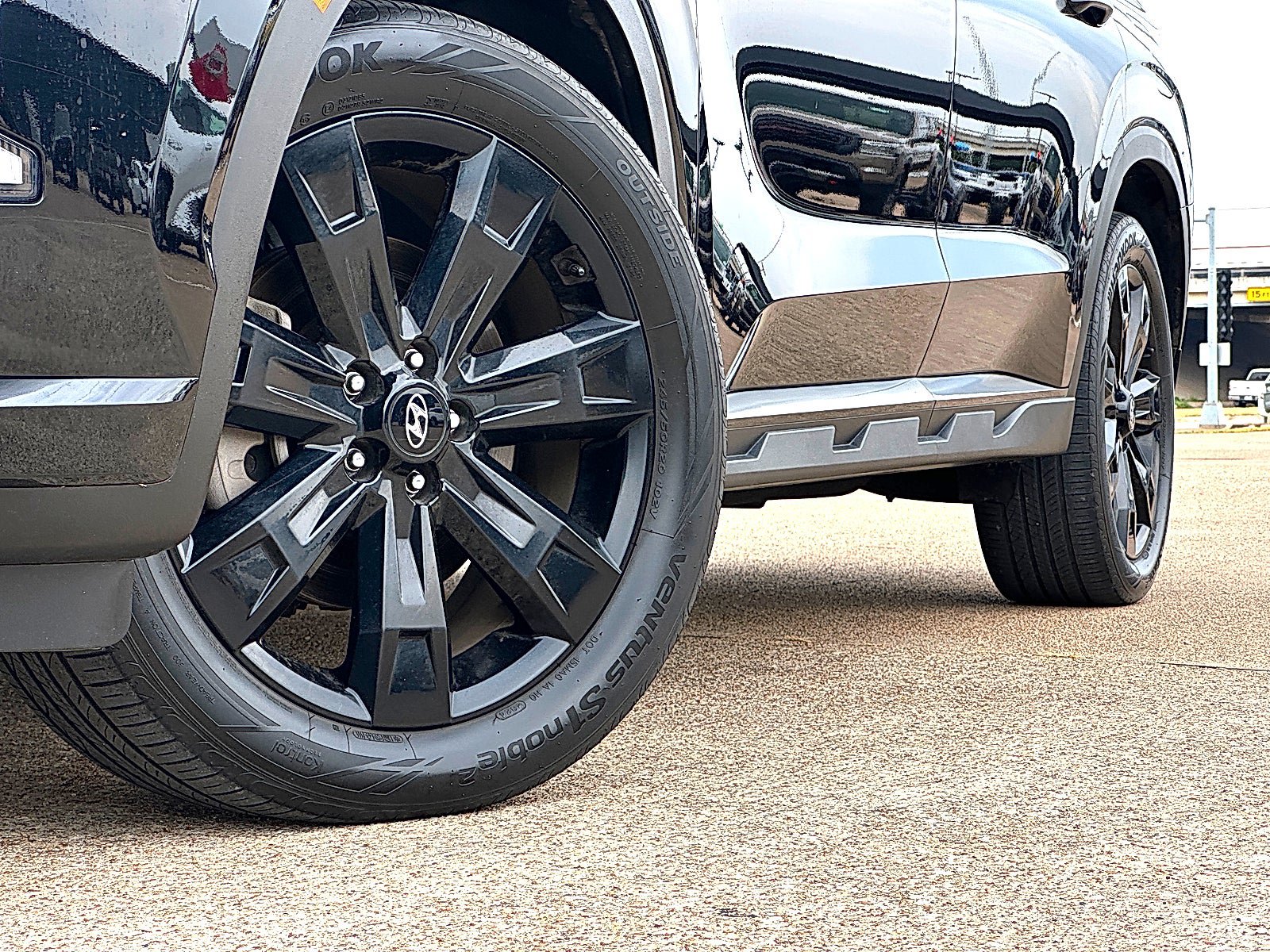 Used 2025 Hyundai Palisade XRT FWD image 3