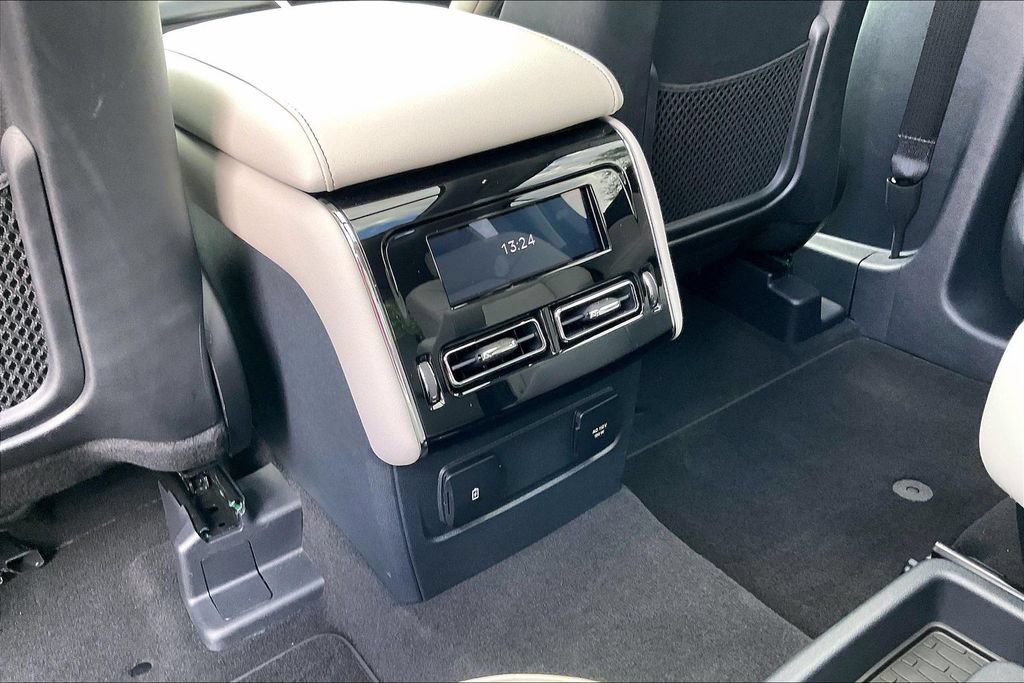 Used 2026 Lincoln Aviator AWD w/ Jet Appearance Package image 12