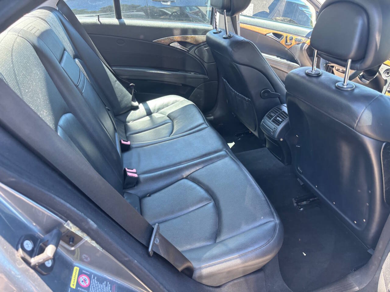 Used 2009 Mercedes-Benz E 350 Sedan image 10