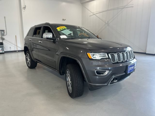 Used 2021 Jeep Grand Cherokee Overland AWD/4WD image 3