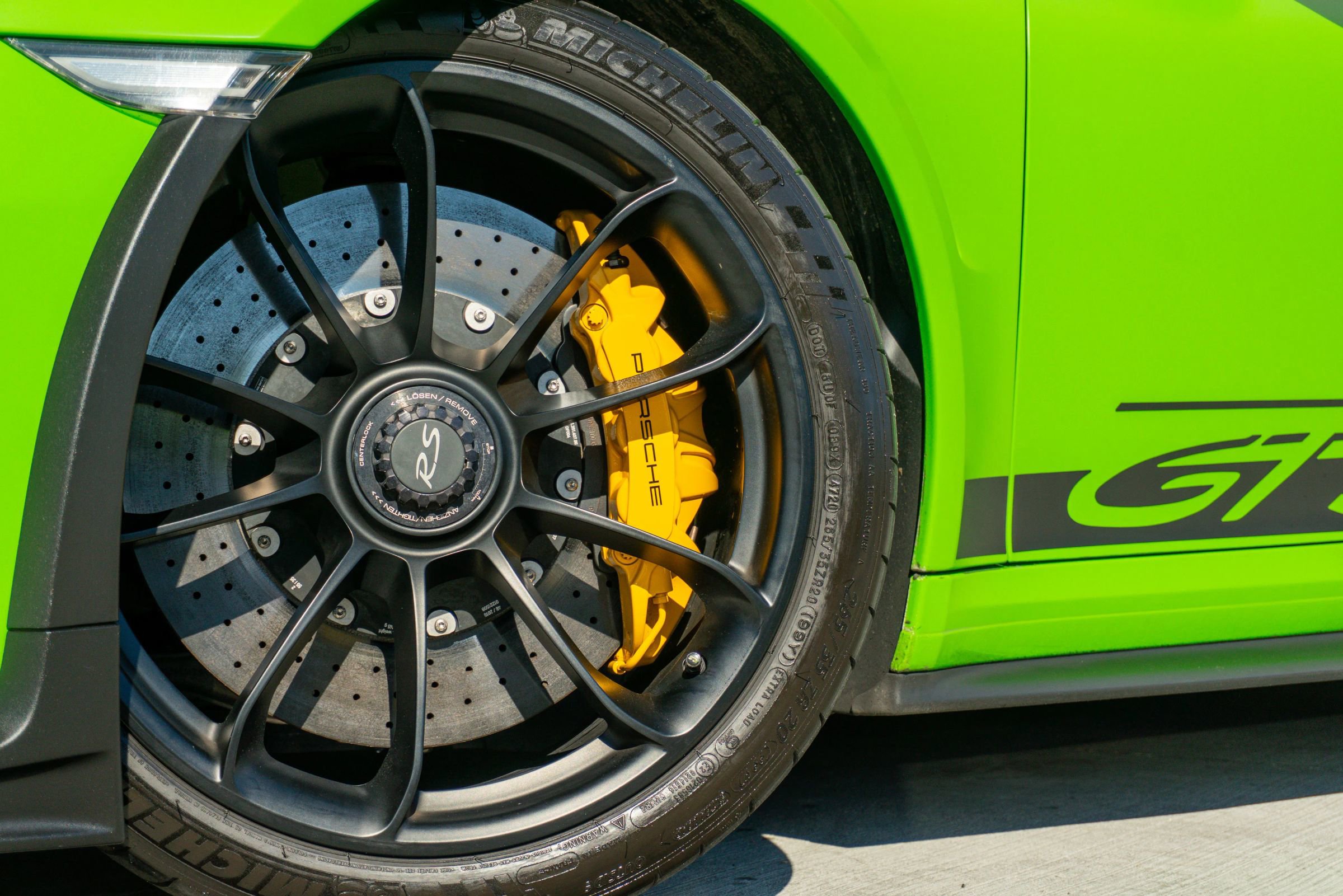 Used 2019 Porsche 911 GT3 RS image 23