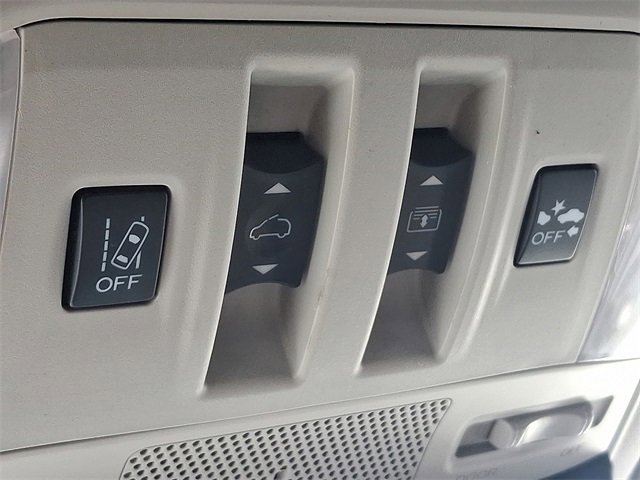 Used 2020 Subaru Ascent Limited w/ Technology Package image 31