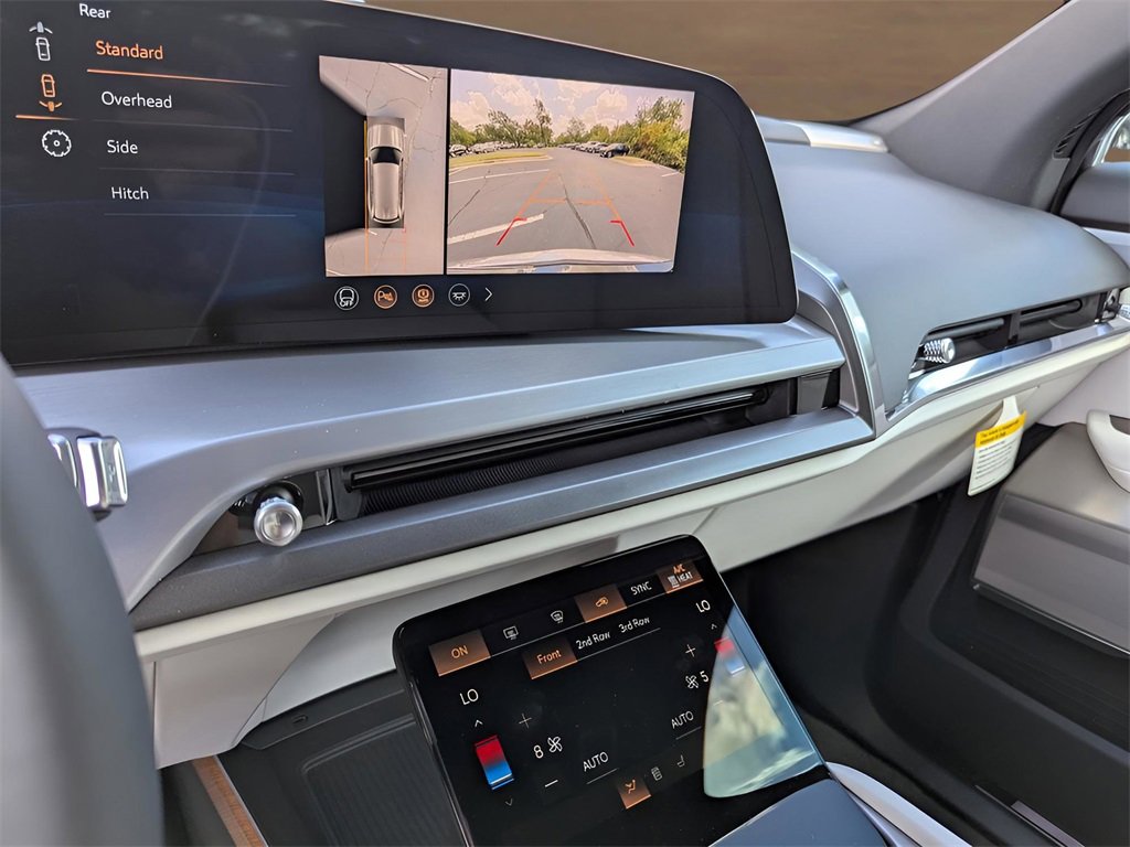 New 2026 Cadillac Vistiq Luxury image 9