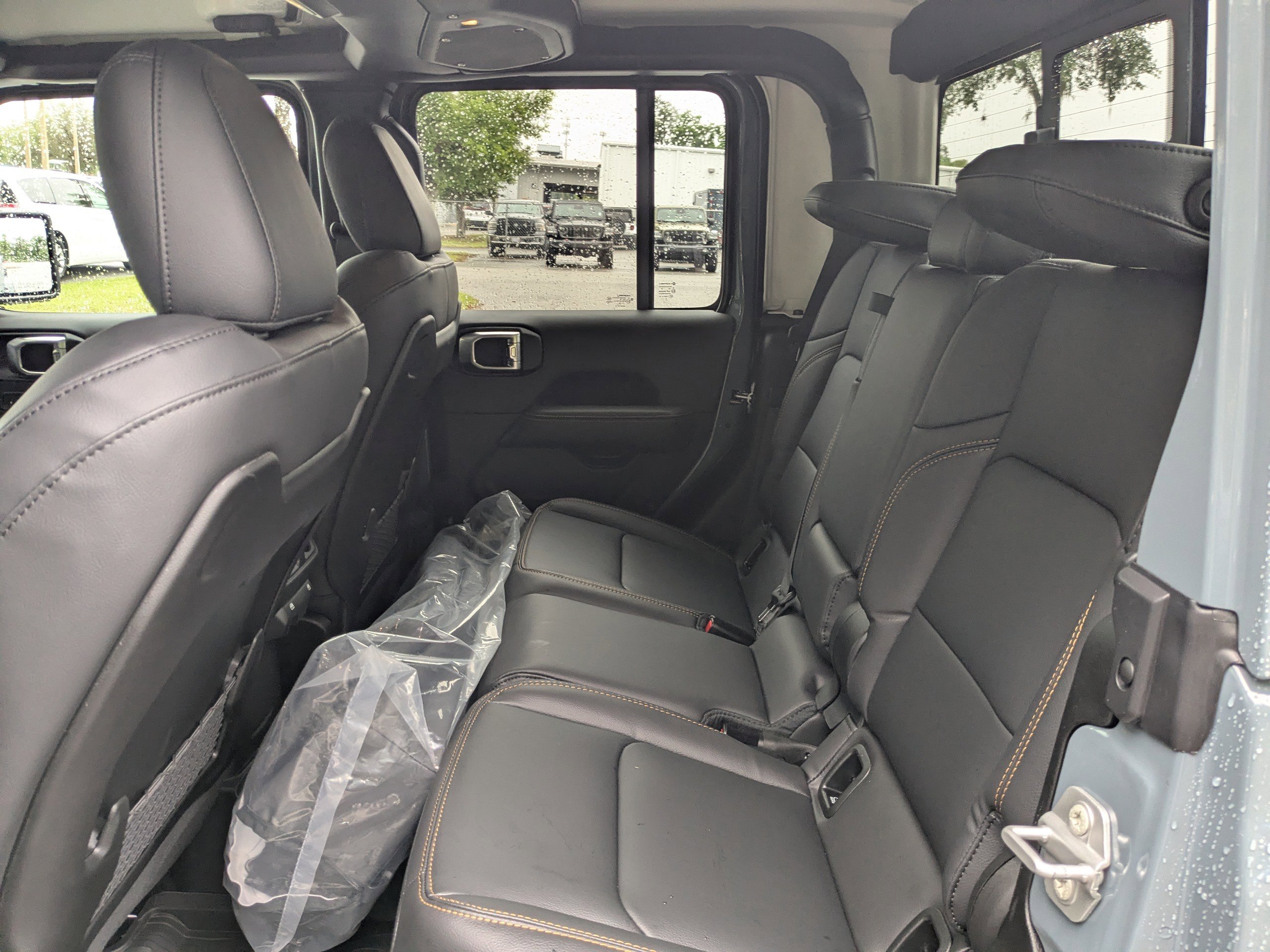 New 2026 Jeep Gladiator Sport AWD/4WD image 13