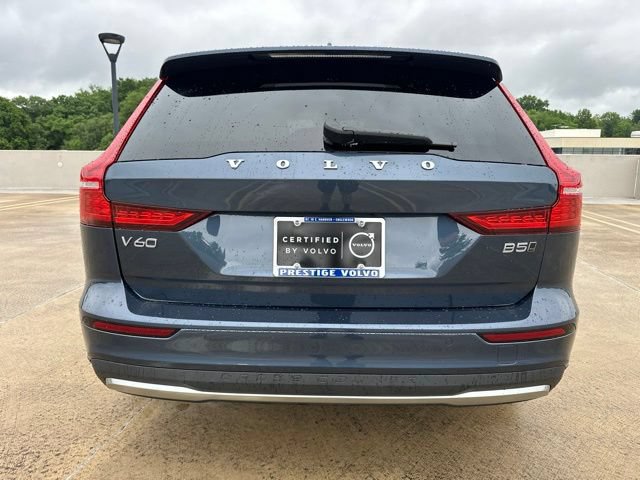 Certified 2025 Volvo V60 B5 Cross Country Plus AWD/4WD image 6