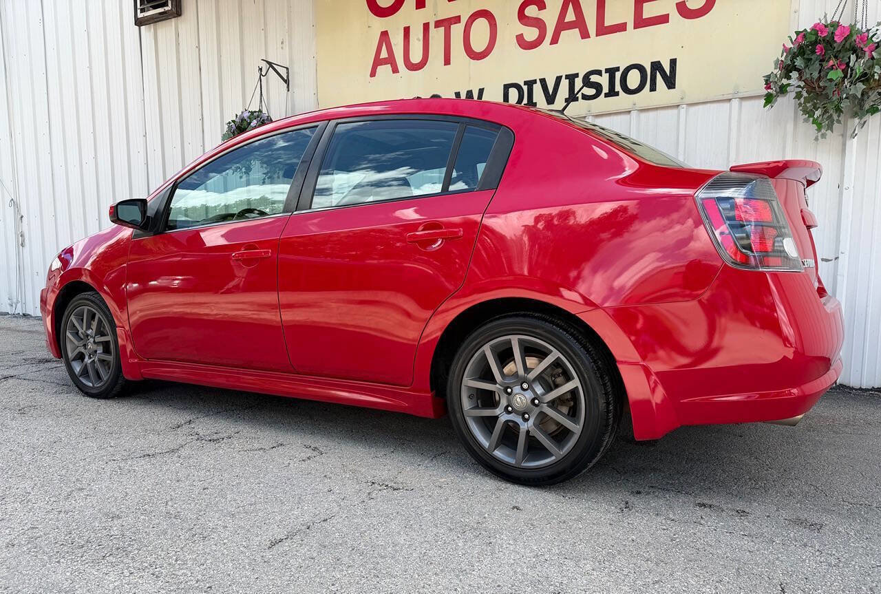 Used 2008 Nissan Sentra SE-R Spec V w/ Rockford Fosgate Audio Pkg FWD image 9