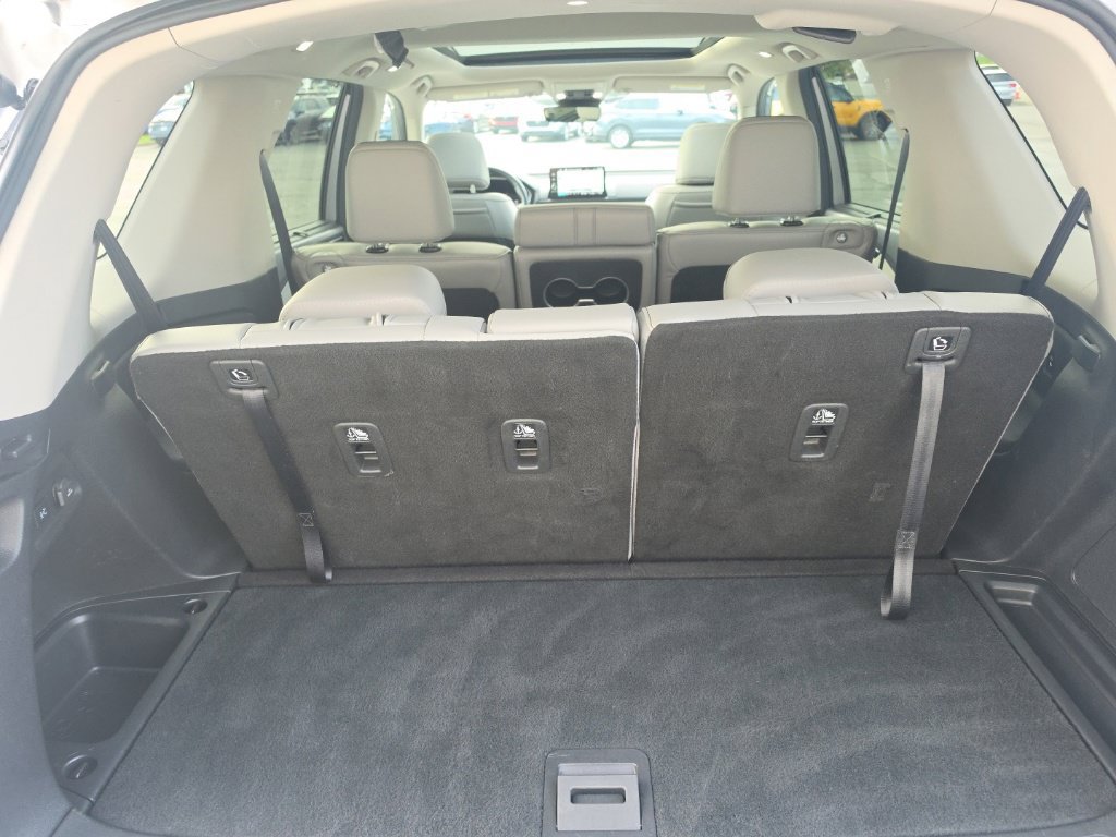 Certified 2025 Honda Pilot Elite image 30