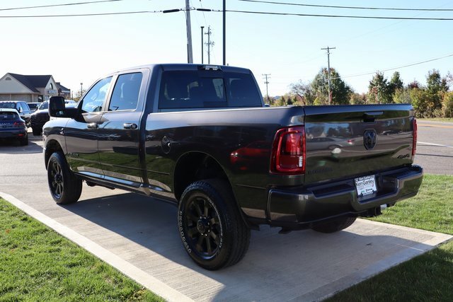 Used 2025 RAM 2500 Laramie w/ Night Edition image 36