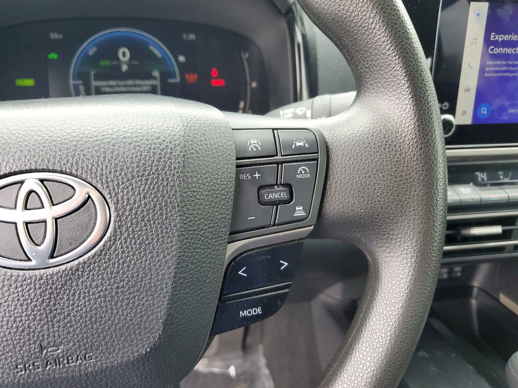 Used 2025 Toyota Camry LE FWD image 19