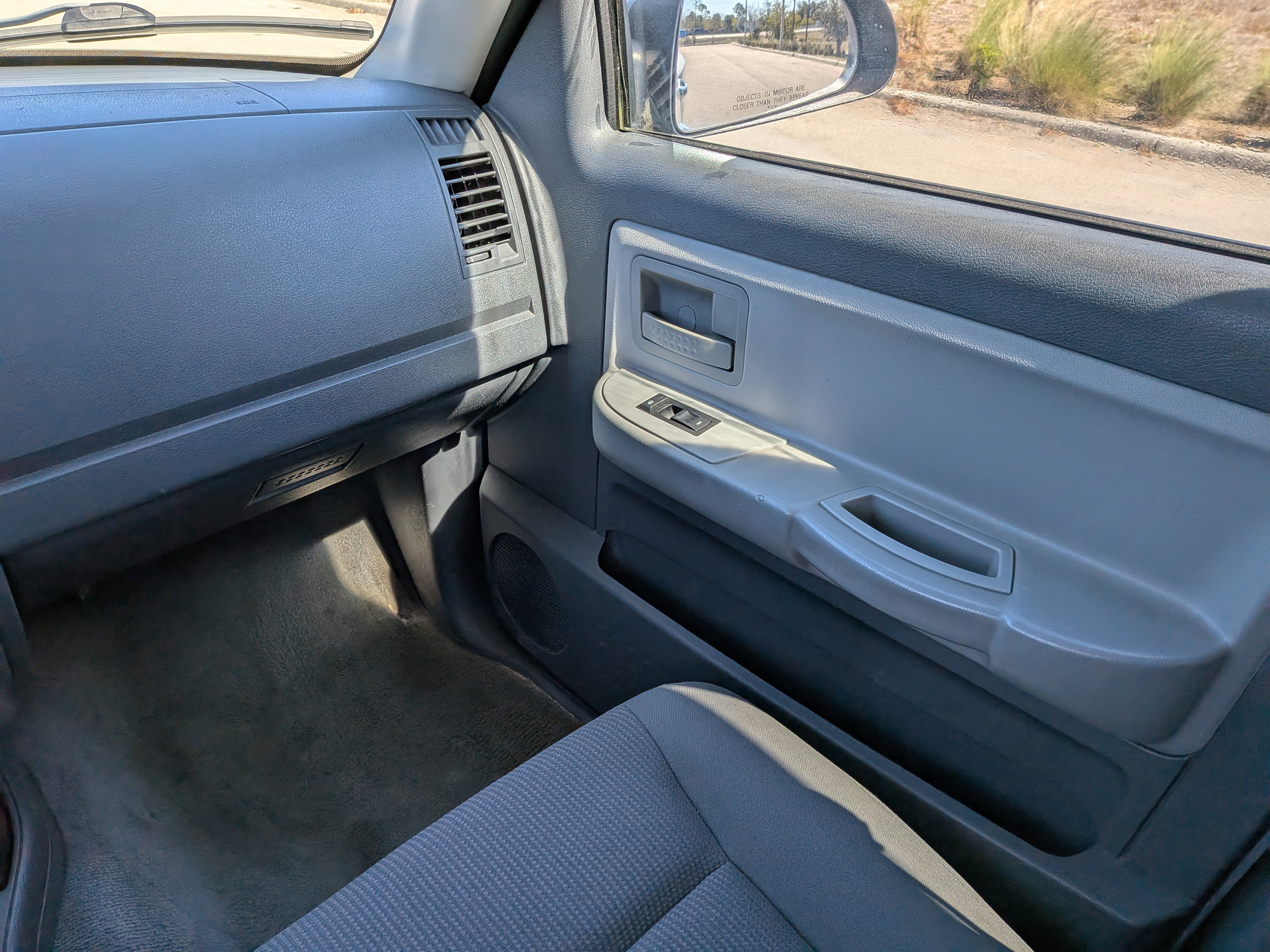 Used 2006 Dodge Dakota SLT image 18