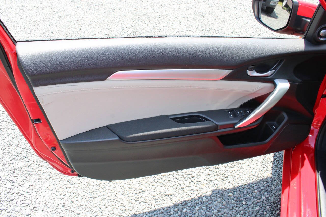 Used 2017 Honda Civic EX-T image 19