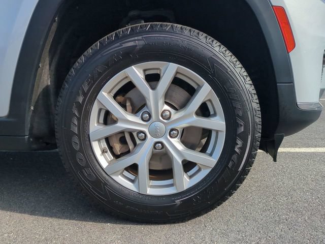 Used 2021 Jeep Grand Cherokee L Limited AWD/4WD image 11