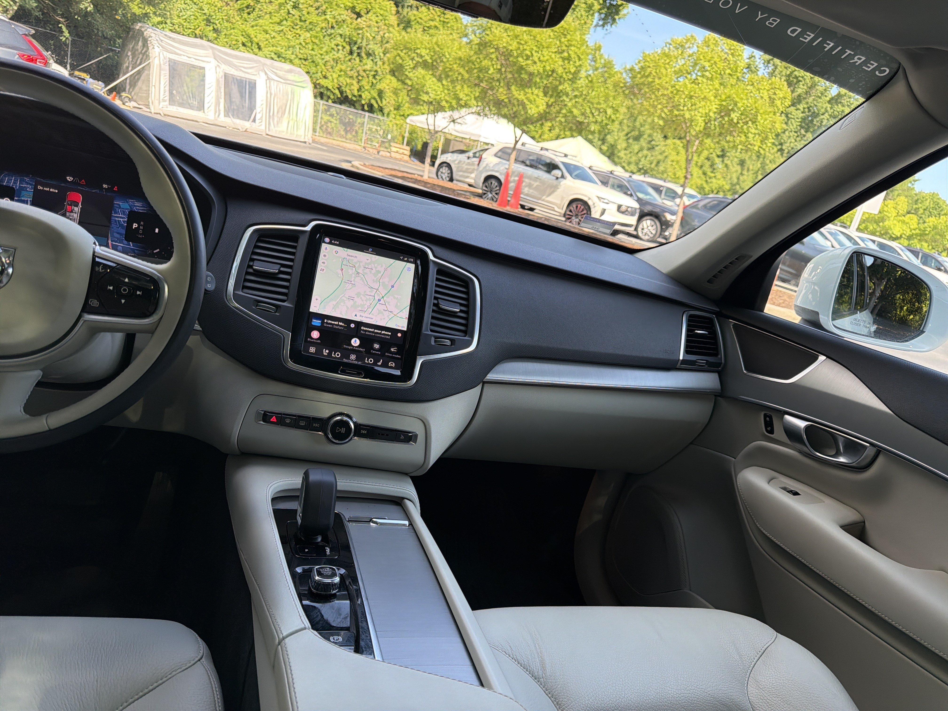 Certified 2023 Volvo XC90 B5 Core w/ Protection Package Premier AWD/4WD image 31