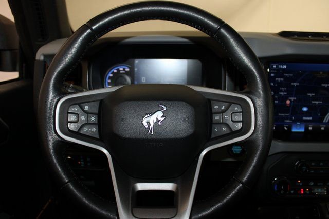 Used 2022 Ford Bronco Badlands image 23