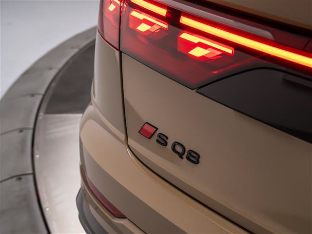 Used 2024 Audi SQ8 Prestige AWD/4WD image 34