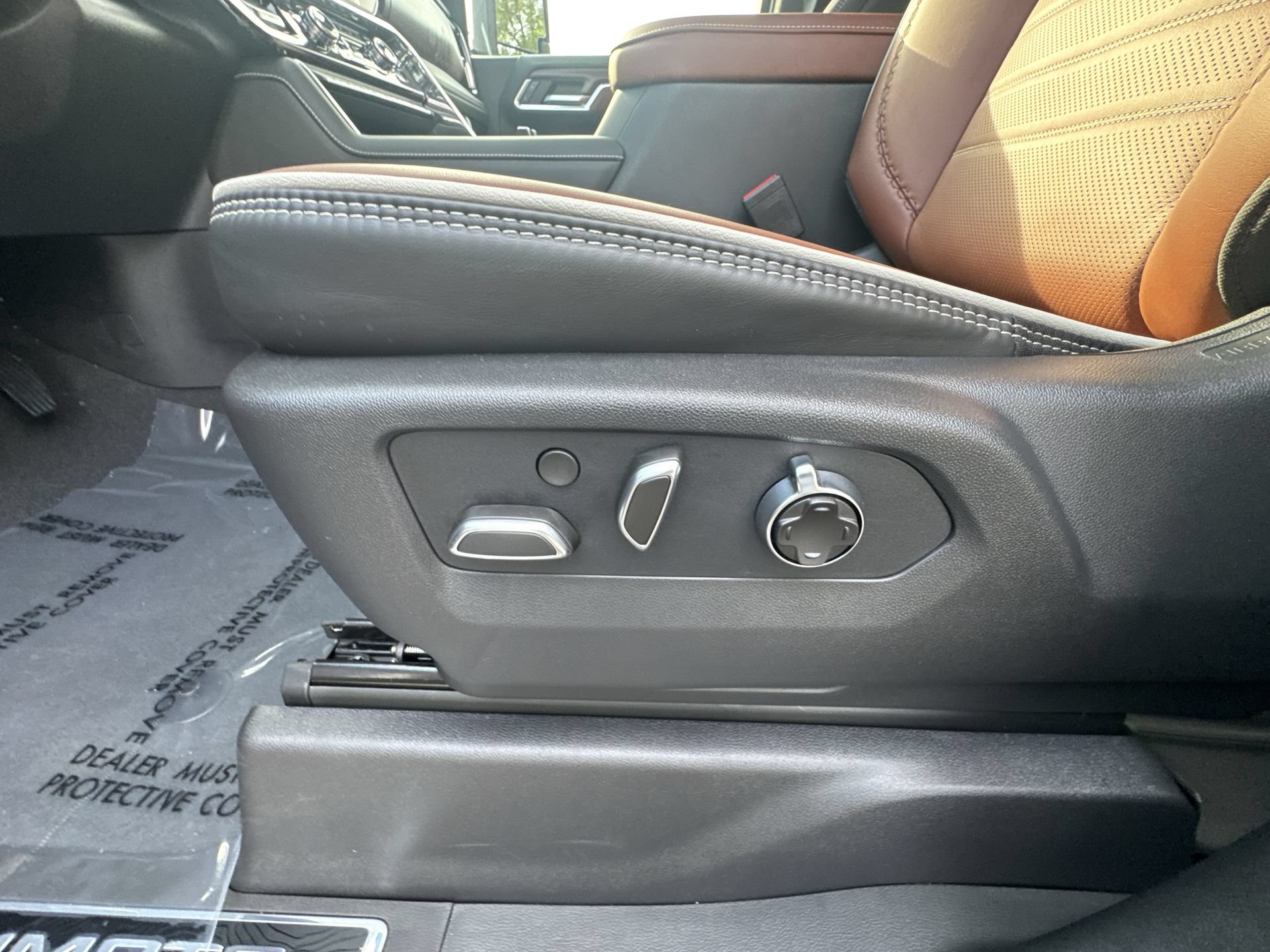 New 2026 GMC Sierra 2500 Denali Ultimate AWD/4WD image 14