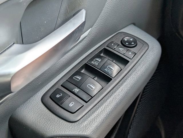 Used 2021 RAM 1500 Big Horn image 26