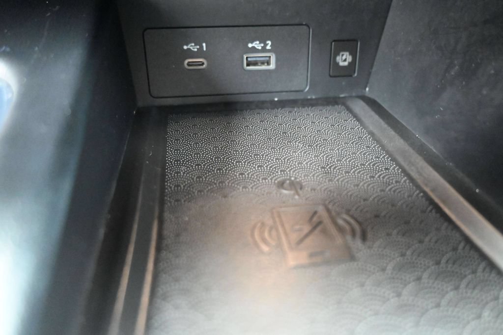 Used 2023 INFINITI QX60 Luxe w/ Vision Package FWD image 17