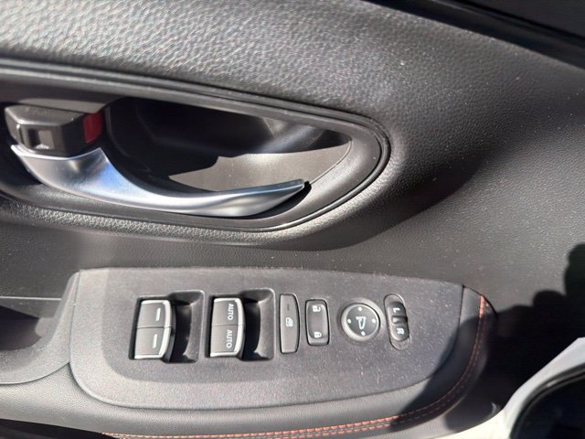Used 2024 Honda HR-V Sport image 8