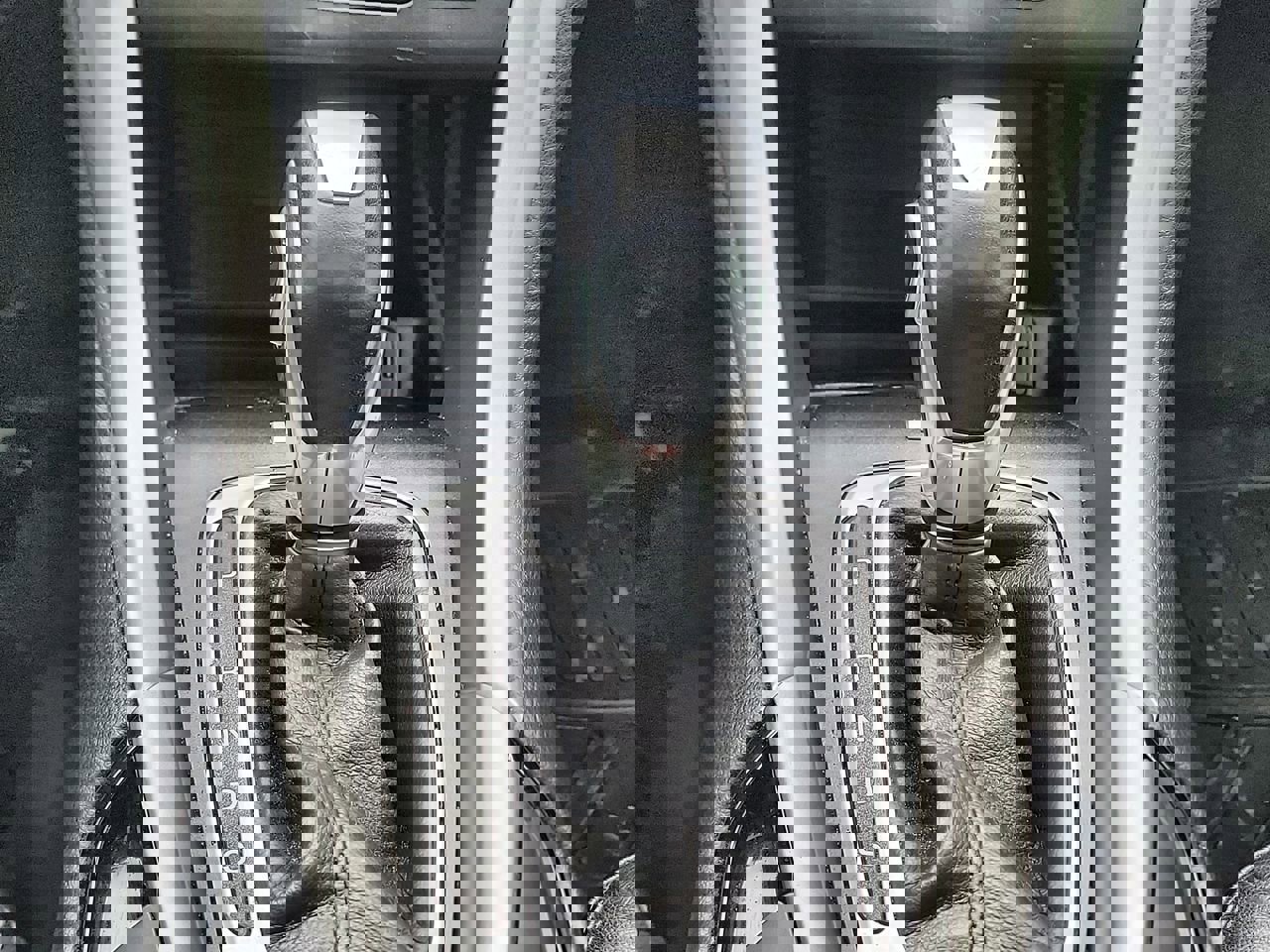 Used 2016 Ford Fusion SE w/ Equipment Group 202A image 17