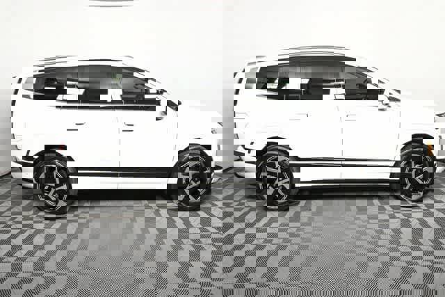 New 2026 Hyundai Ioniq 9 Calligraphy image 3