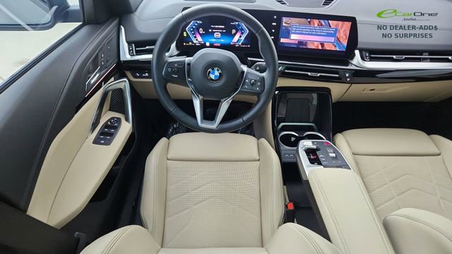 Used 2025 BMW X2 xDrive28i AWD/4WD image 37