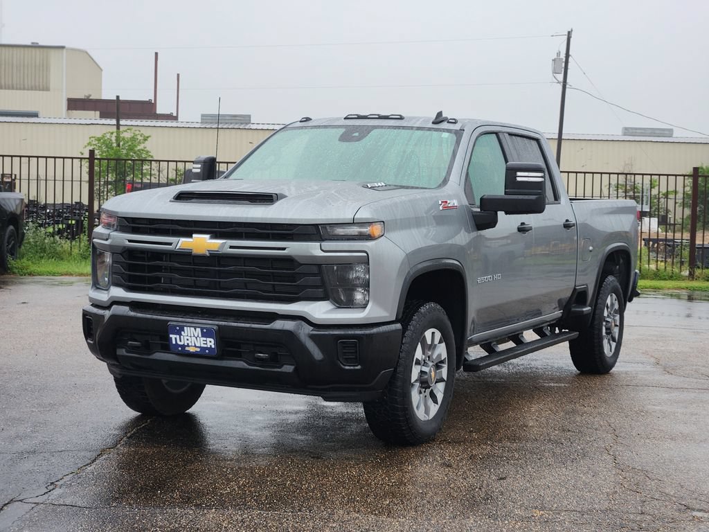 Used 2025 Chevrolet Silverado 2500 Custom w/ Custom Convenience Package AWD/4WD image 3