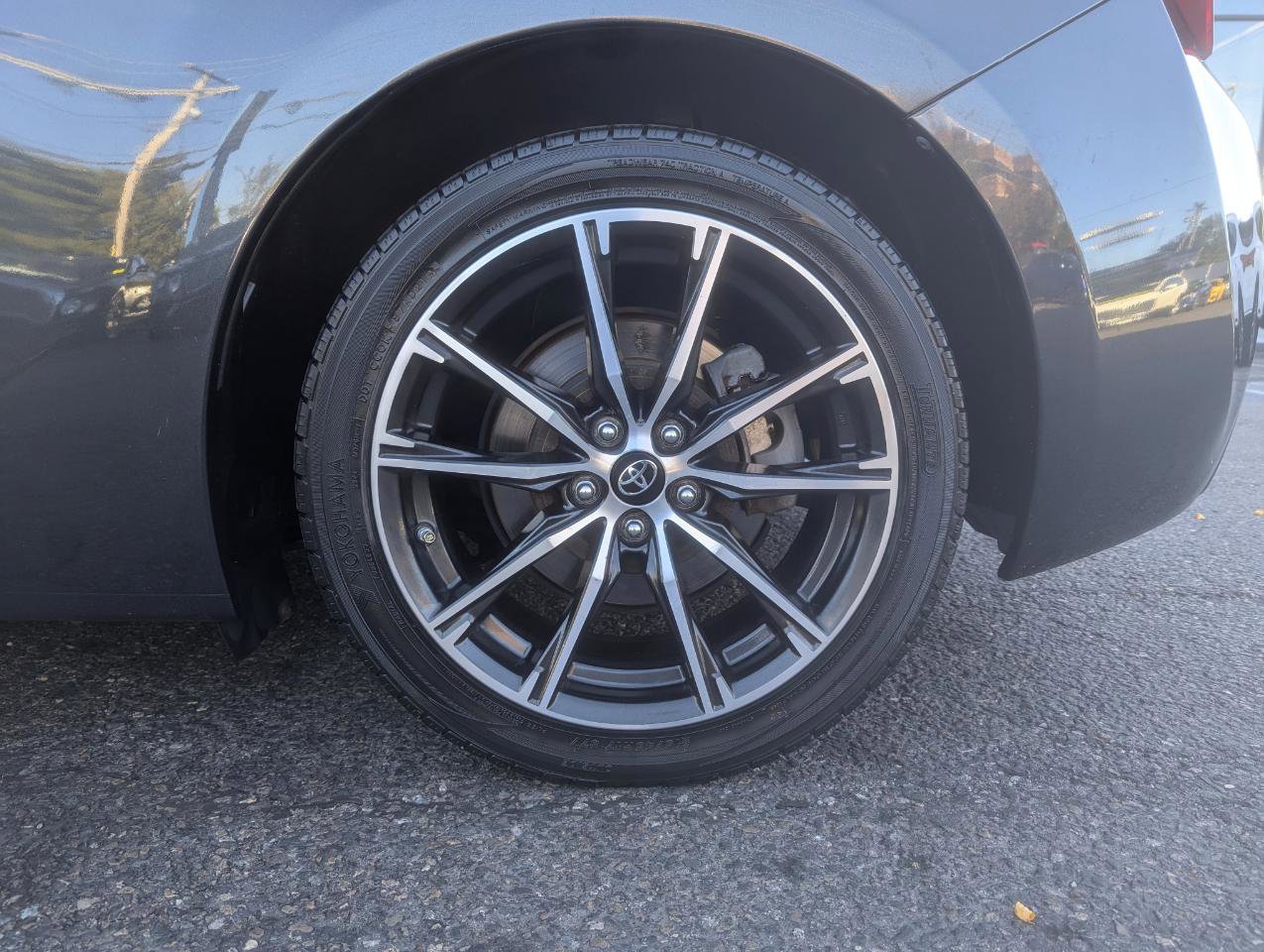 Used 2019 Toyota 86 RWD image 38