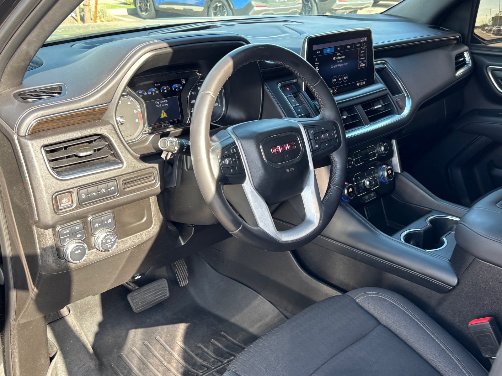 Used 2021 GMC Yukon SLE AWD/4WD image 19