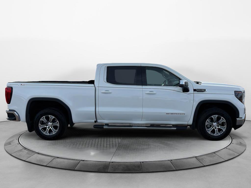 Used 2024 GMC Sierra 1500 SLE w/ X31 Off-Road Package image 4