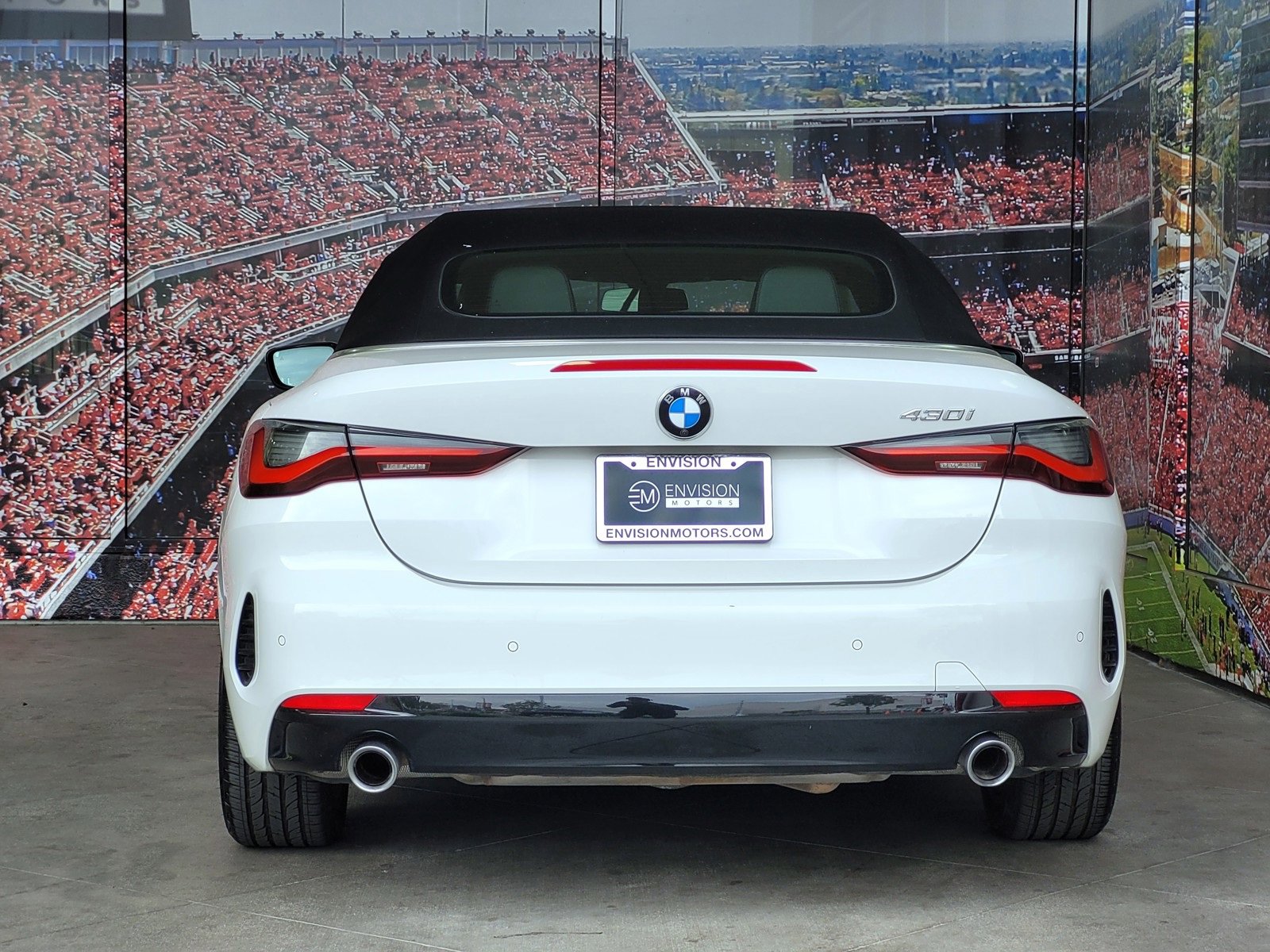 Used 2024 BMW 430i Convertible image 8