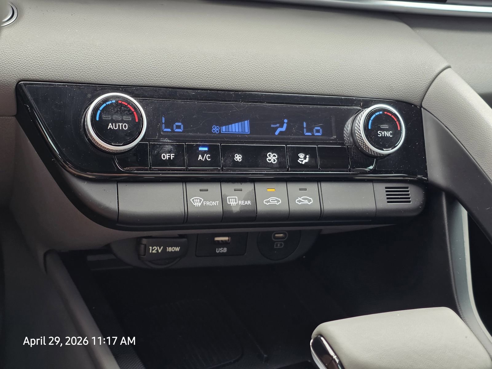 Certified 2025 Hyundai Elantra Sport FWD image 21