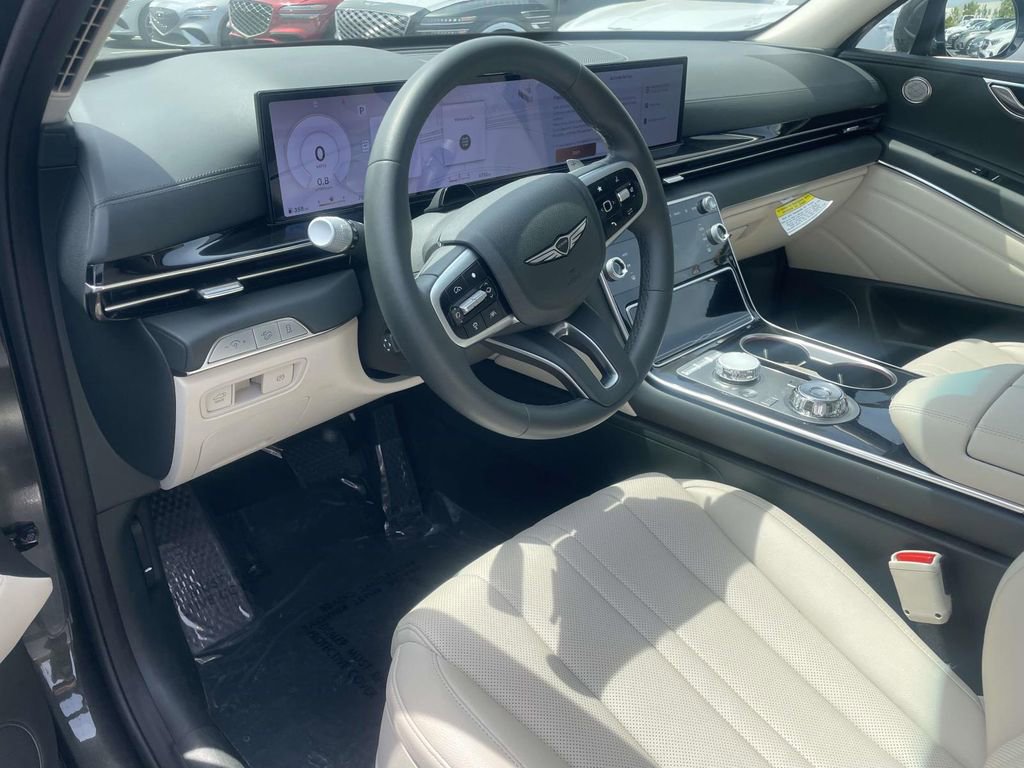 Used 2025 Genesis GV80 2.5T Standard image 7