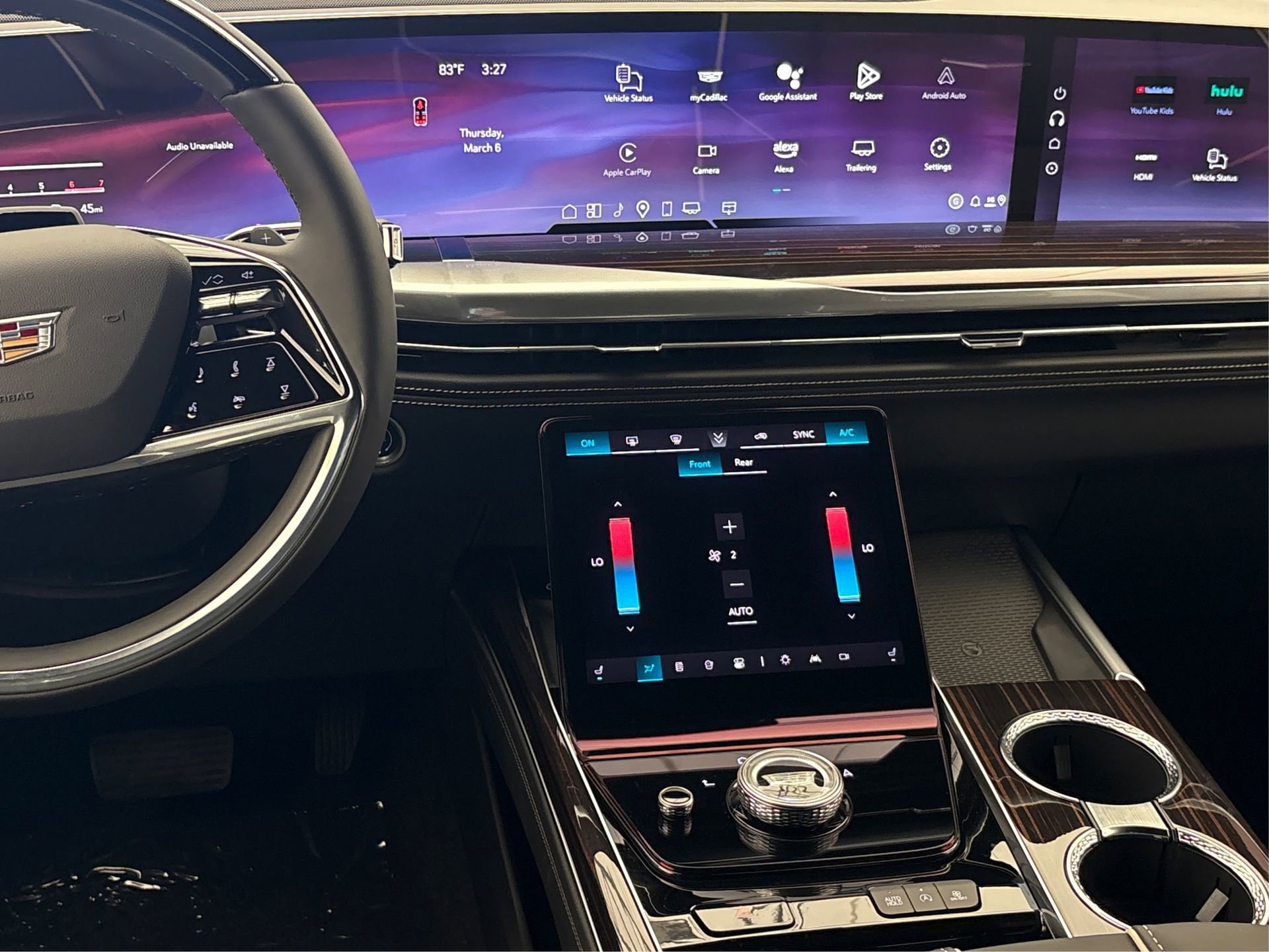 New 2025 Cadillac Escalade Premium Luxury image 16