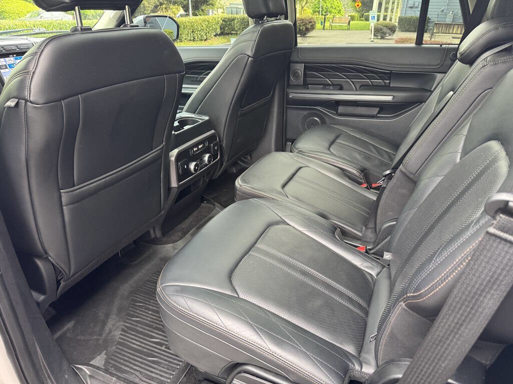 Used 2018 Ford Expedition Platinum AWD/4WD image 8