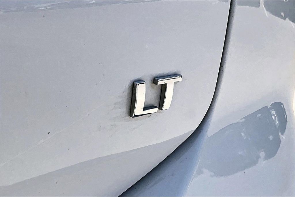 Used 2018 Chevrolet Equinox LT FWD image 39