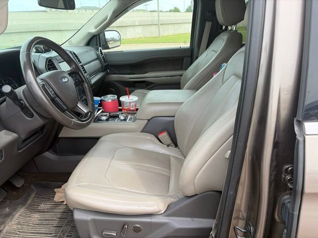 Used 2019 Ford Expedition Max Limited w/ Equipment Group 301A AWD/4WD image 6