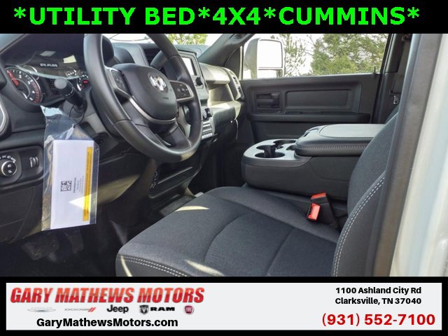 New 2024 RAM 3500 Tradesman w/ Chrome Appearance Group image 5