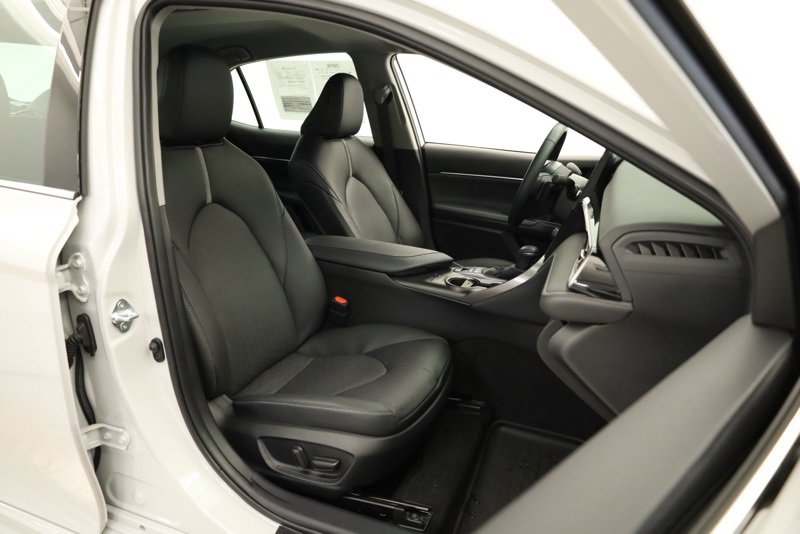 Used 2024 Toyota Camry XSE image 30