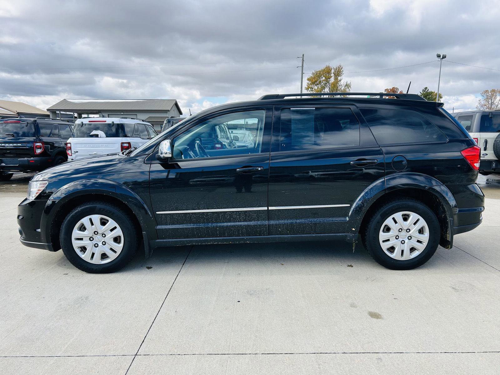 Used 2019 Dodge Journey SE w/ Mopar Chrome Accent Package image 30