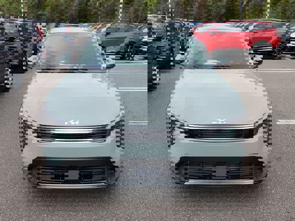 New 2026 Kia K4 EX image 2