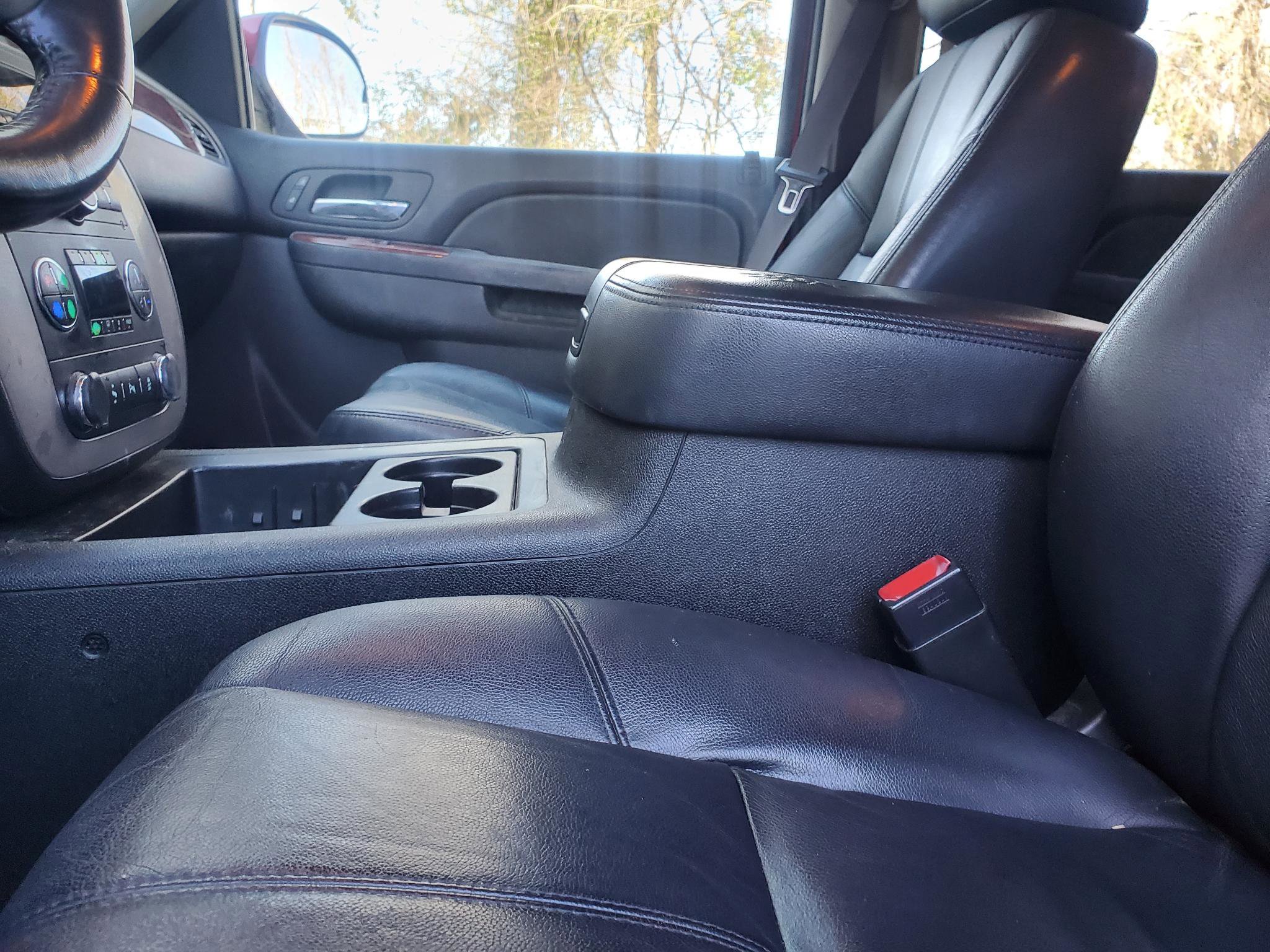 Used 2013 GMC Yukon SLT image 12