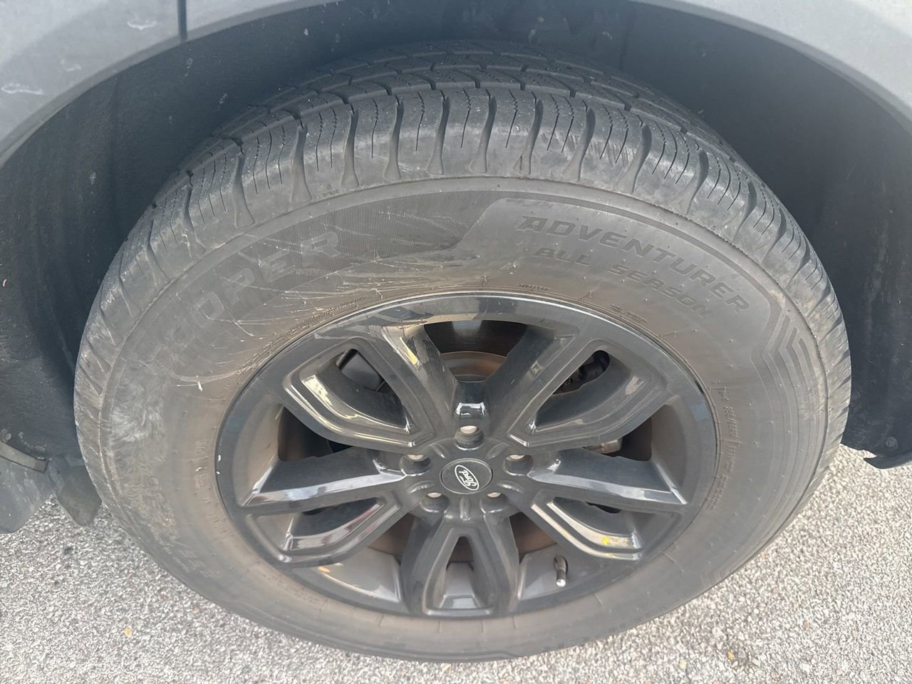 Used 2021 Ford Explorer 2WD image 9