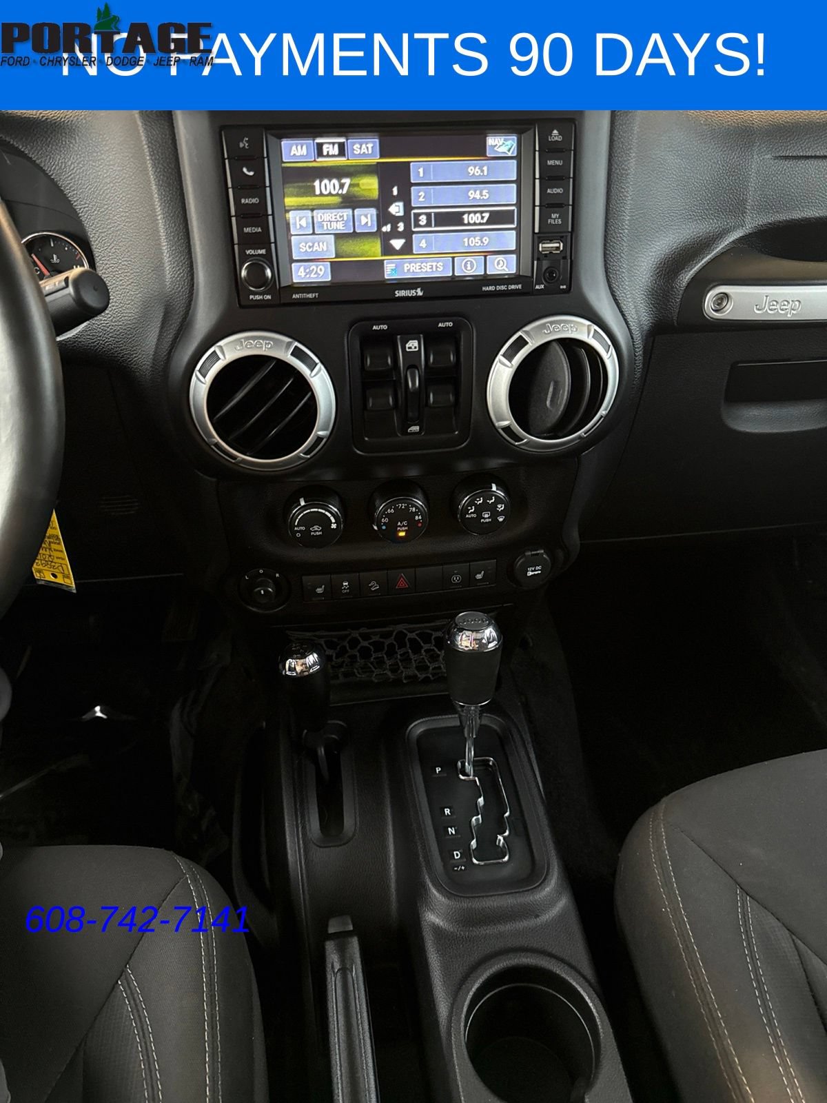 Used 2016 Jeep Wrangler Unlimited Sahara w/ Connectivity Group AWD/4WD image 14