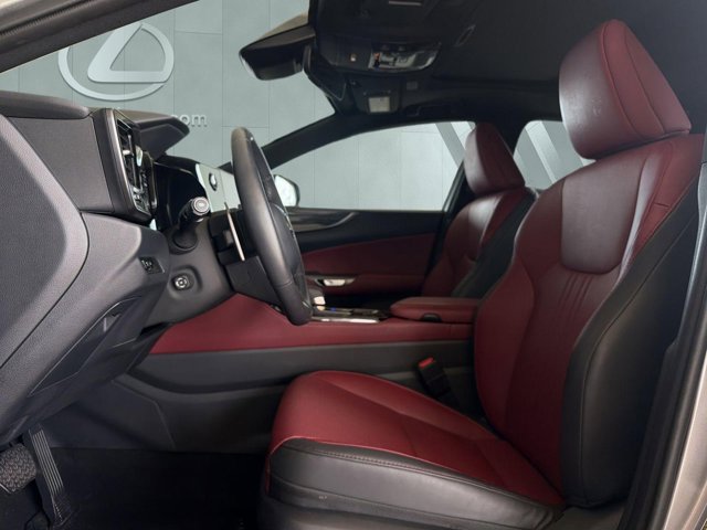 Certified 2025 Lexus NX 250 FWD w/ Towing Package (2000 Lbs) image 7