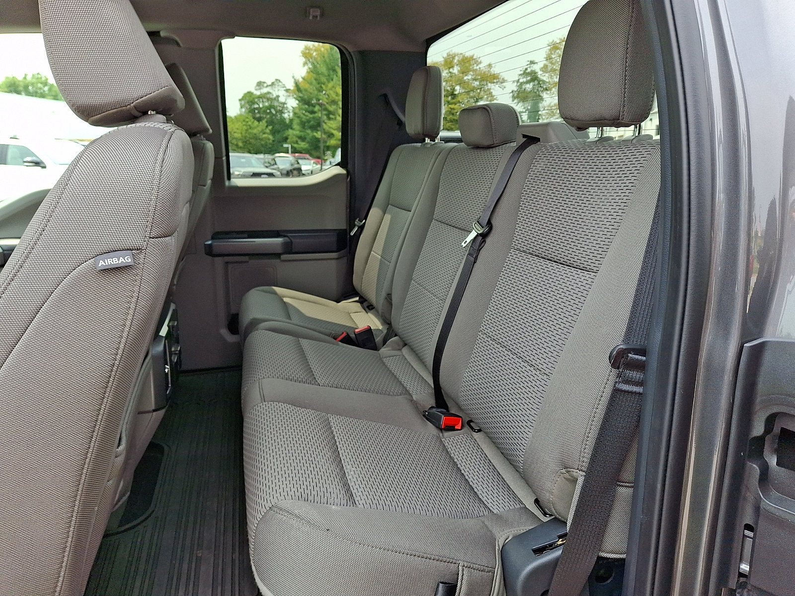 Certified 2022 Ford F350 XLT w/ XLT Premium Package AWD/4WD image 13