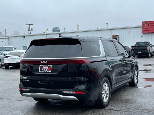Used 2024 Kia Carnival LX image 13