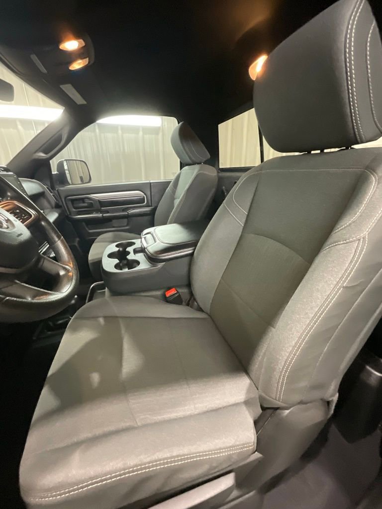 Used 2022 RAM 3500 Tradesman AWD/4WD image 11