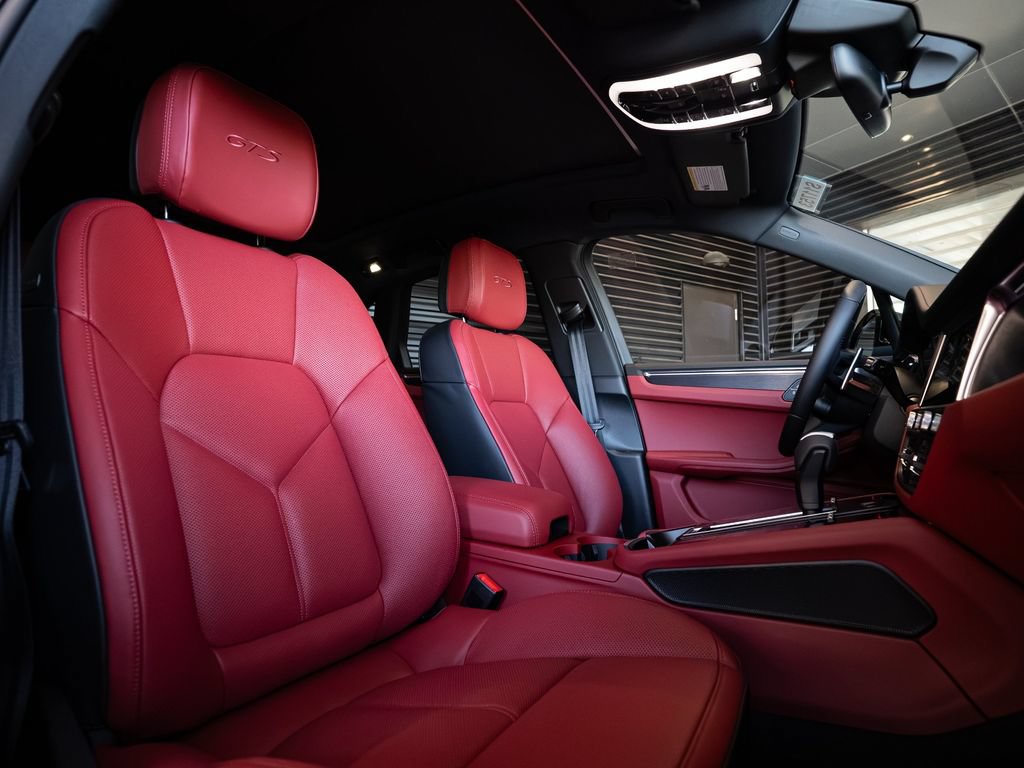 New 2026 Porsche Macan GTS AWD/4WD image 29