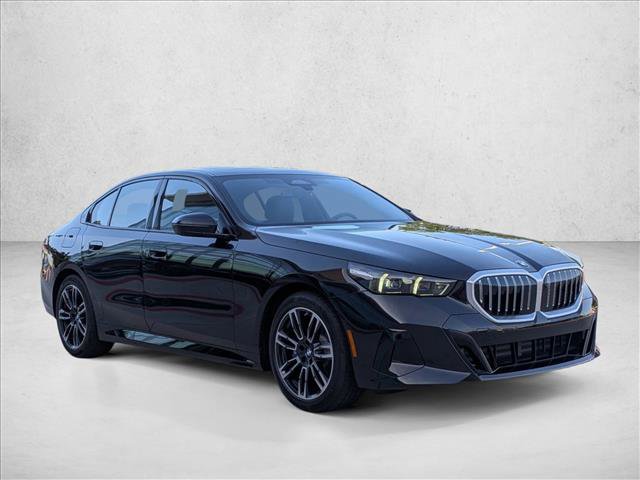 Used 2027 BMW 530i w/ M Sport Package RWD image 6